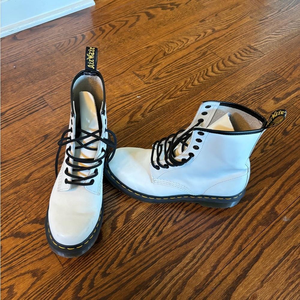 Dr. Martens- Smooth White Leather Lace Up Boots